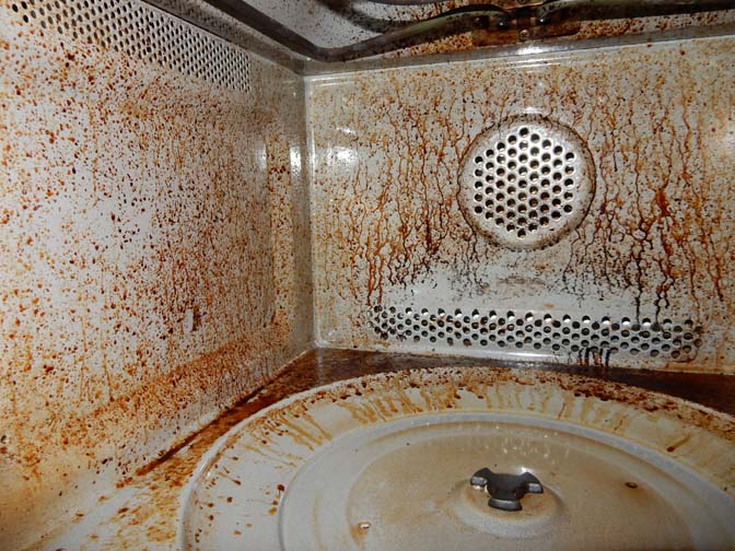 combi oven schoonmaken met baking soda